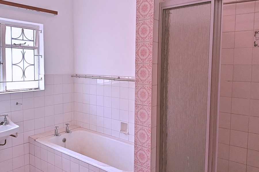 4 Bedroom Property for Sale in Chrismar Western Cape